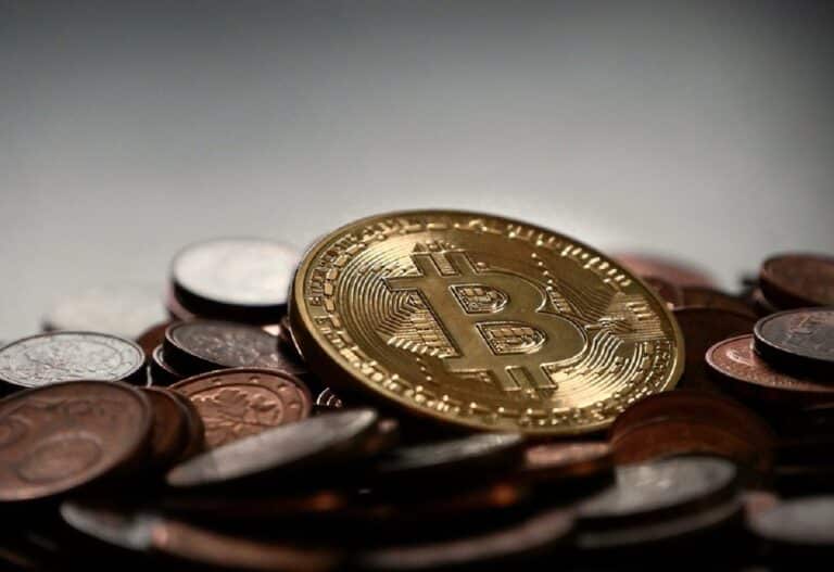 Une rechute phénoménale de la valeur du bitcoin après une hausse vertigineuse