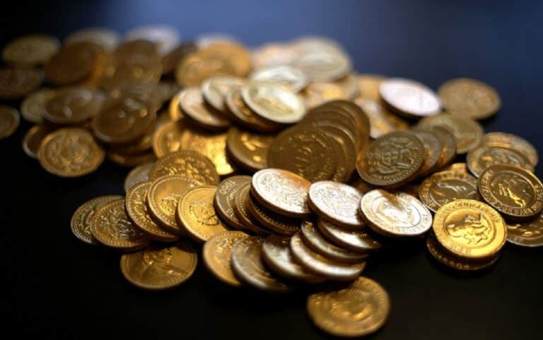 La valeur de la monnaie virtuelle Bitcoin franchie la barre symbolique de 1000 dollars