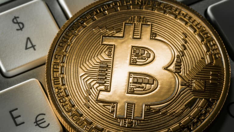 600 ordinateurs dédiés au minage du Bitcoin ont été volés en Islande