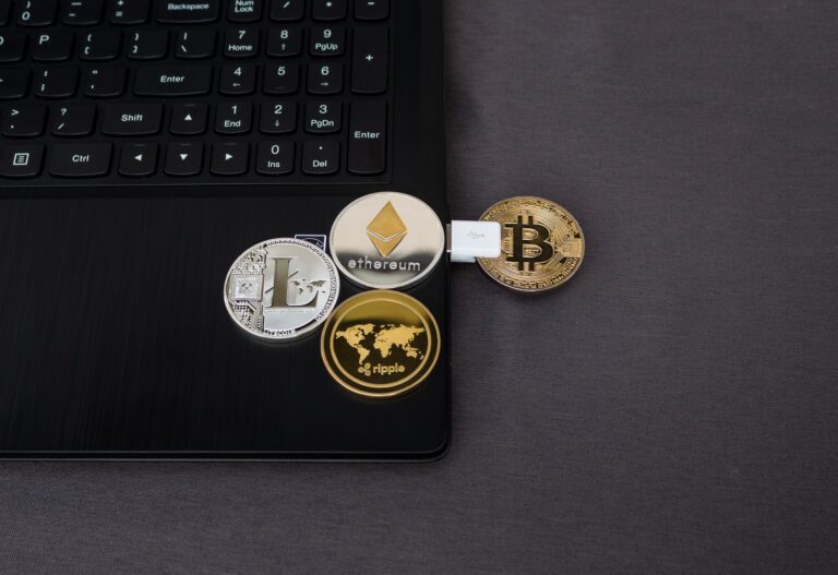 Crypto-monnaies : comment communiquer en ligne ?