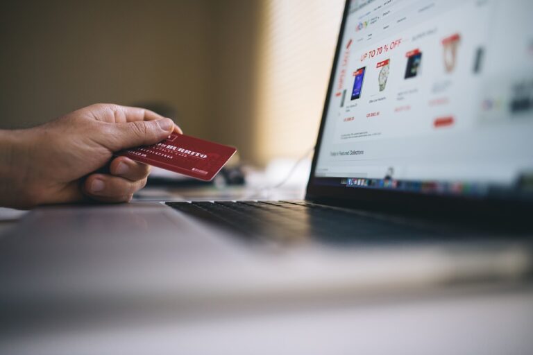 2gether lance sa carte bancaire crypto en Europe