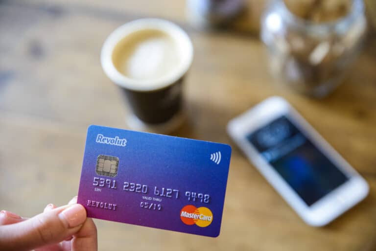 Revolut s&rsquo;allie avec Visa pour mener une expansion globale