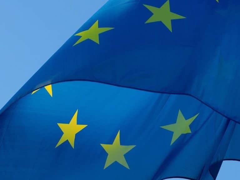 Les régulateurs de l&rsquo;UE sur le point de finaliser les règles en matière de cryptomonnaies selon la MiCA