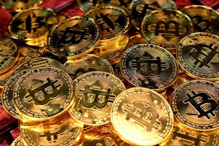 Explosion du volume de transactions : les ETF Bitcoin américains franchissent le seuil des 200 milliards de dollars !