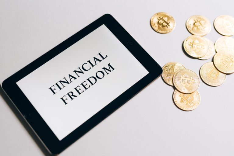 Comment la cryptomonnaie favorise la finance décentralisée