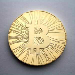 Bitcoin à -32 % un an après son record, un repli plus doux