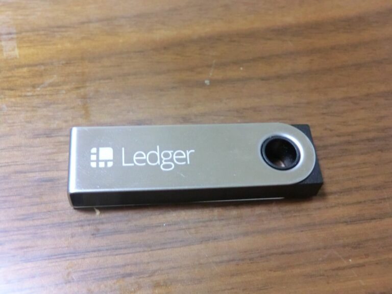 Ledger suspend un revendeur après des vols de crypto signalés